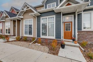 Photo 2: 105 Chinook Gate Boulevard SW: Airdrie Row/Townhouse for sale : MLS®# A2090210