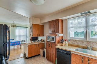 Photo 11: 749 Gladiola Ave in Saanich: SW Marigold House for sale (Saanich West)  : MLS®# 858724