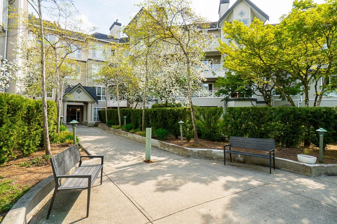 Main Photo: 204 9979 140 Street in Surrey: Whalley Condo for sale in "Sherwood Green" (North Surrey)  : MLS®# R2778058