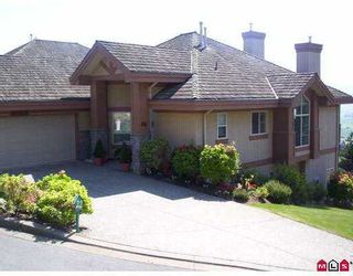 Photo 1: 22 35931 EMPRESS Drive in Abbotsford: Abbotsford East Townhouse for sale in "Magestic Ridge" : MLS®# F2720576