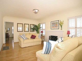 Photo 3: PACIFIC BEACH House for sale : 1 bedrooms : 833 Island Ct. in San Diego