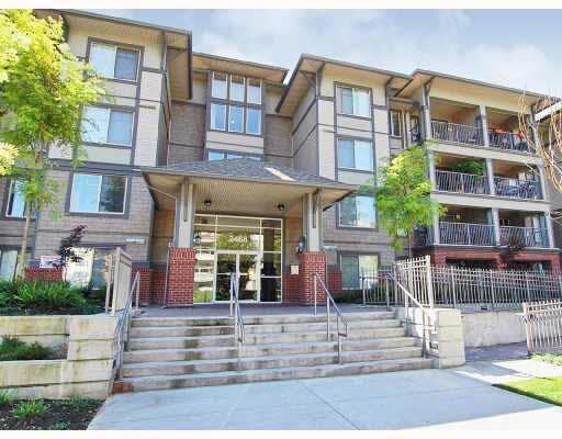 Main Photo: 115 2468 ATKINS AVENUE in : Central Pt Coquitlam Condo for sale : MLS®# V895758
