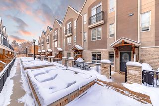 Photo 1: 13 1729 34 Avenue SW in Calgary: Altadore Row/Townhouse for sale : MLS®# A2030251