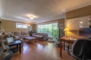 Photo 25: 2560 Foul Bay Rd in Saanich: SE Camosun House for sale (Saanich East)  : MLS®# 962836