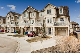 Photo 1: 336 WINDSTONE Garden(s) SW: Airdrie Row/Townhouse for sale : MLS®# C4238322