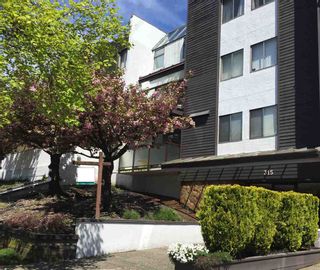 Photo 1: 303 315 TENTH Street in New Westminster: Uptown NW Condo for sale in "SPRINGBOK" : MLS®# R2163166