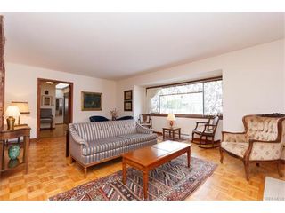 Photo 5: 737 Paskin Way in VICTORIA: SW Royal Oak House for sale (Saanich West)  : MLS®# 747858