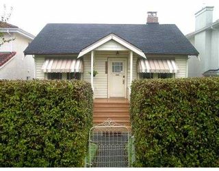 Photo 2: 2831 E 23RD AV in Vancouver: Renfrew Heights House for sale (Vancouver East)  : MLS®# V566348