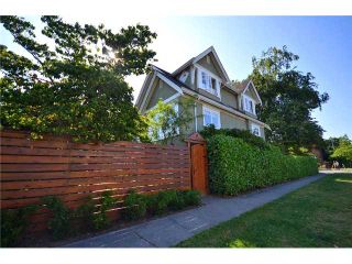 Photo 2: 3995 W 20TH Avenue in Vancouver: Dunbar House for sale (Vancouver West)  : MLS®# V901993