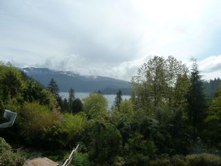 Photo 15: 2432 CALEDONIA Avenue in North Vancouver: Deep Cove House for sale : MLS®# R2686079