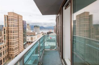 Photo 13: 2601 233 ROBSON Street in Vancouver: Downtown VW Condo for sale in "TV TOWER 2" (Vancouver West)  : MLS®# R2156581