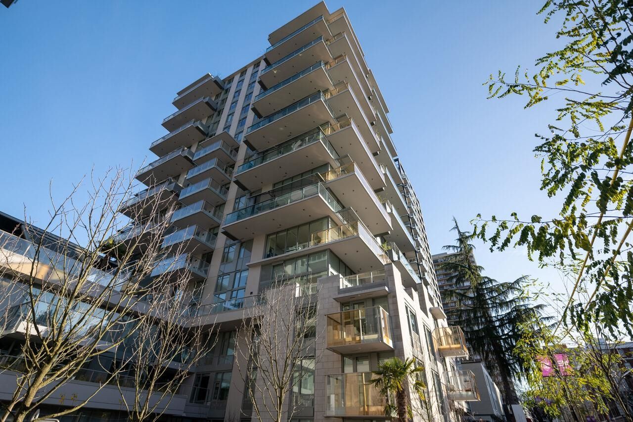 Main Photo: 602E 1365 DAVIE Street in Vancouver: West End VW Condo for sale (Vancouver West)  : MLS®# R2843731