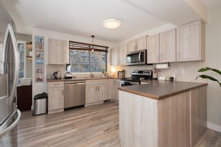 Photo 11: 29 10 Point Drive NW in Calgary: Point McKay Row/Townhouse for sale : MLS®# A2048435
