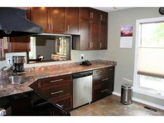 Photo 3: 134 Sunny Hills Road in WINNIPEG: North Kildonan Residential for sale (North East Winnipeg)  : MLS®# 1414226
