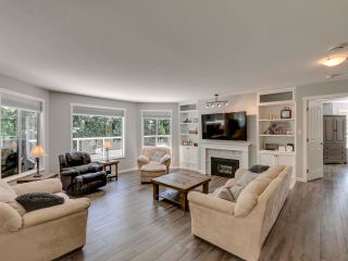 Photo 7: 9621 BARR Street in Mission: Mission BC House for sale : MLS®# R2704032