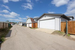 Photo 3: 385 Diefenbaker Drive: Fort McMurray Detached for sale : MLS®# A2048387