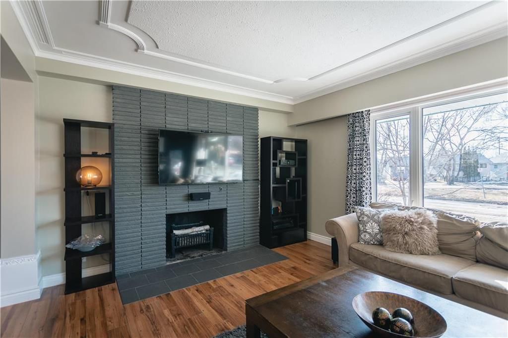 Photo 7: Photos: 70 Champlain Street in Winnipeg: Norwood Residential for sale (2B)  : MLS®# 202105429