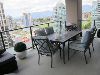 Photo 8: 2206 2077 ROSSER Avenue in Burnaby: Brentwood Park Condo for sale in "VANTAGE" (Burnaby North)  : MLS®# V1062601