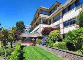 Photo 1: 202 1368 FOSTER Street: White Rock Condo for sale in "Kingfisher" (South Surrey White Rock)  : MLS®# R2042311