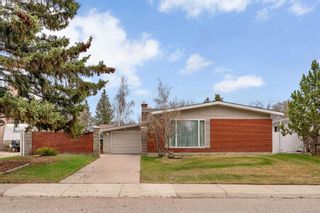 Main Photo: 2319 Palisview Place SW in Calgary: Palliser Detached for sale : MLS®# A2132056
