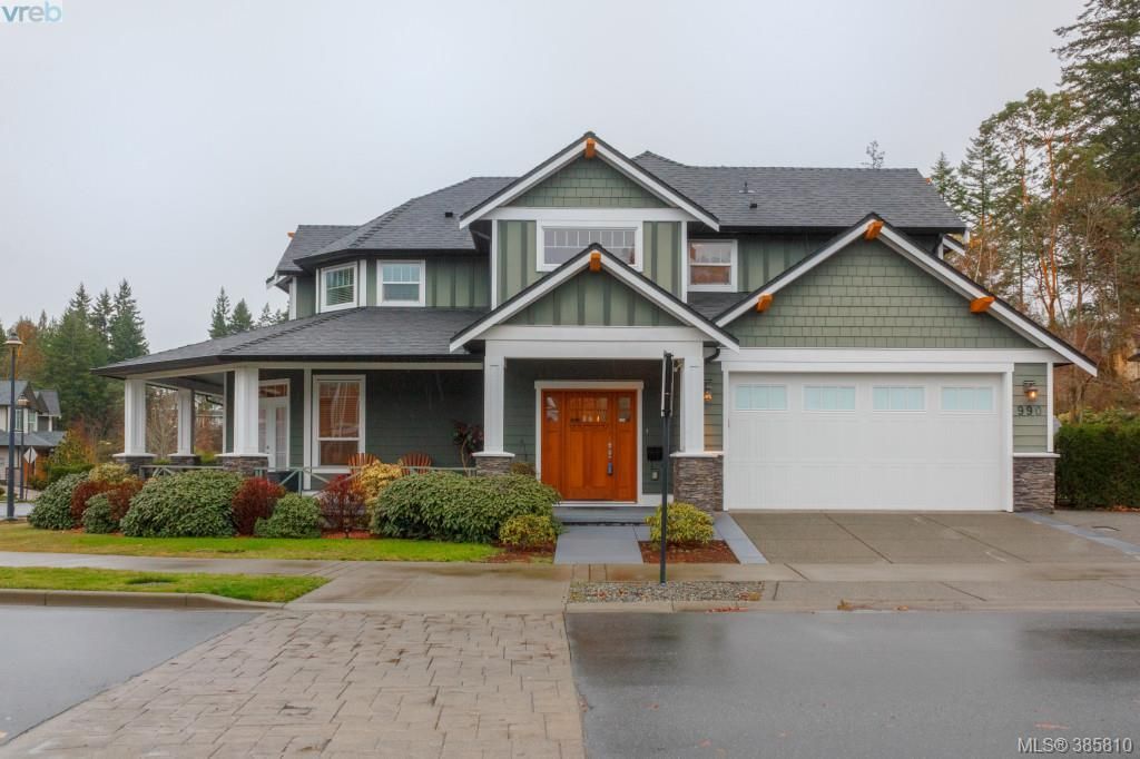 Main Photo: 990 Arngask Ave in VICTORIA: La Bear Mountain House for sale (Langford)  : MLS®# 775202