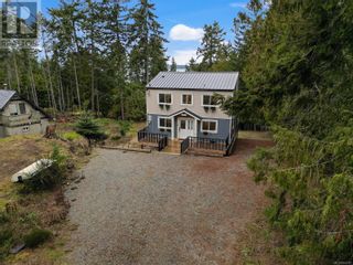 Photo 4: 2601 Gunwhale Rd in Pender Island: House for sale : MLS®# 954787