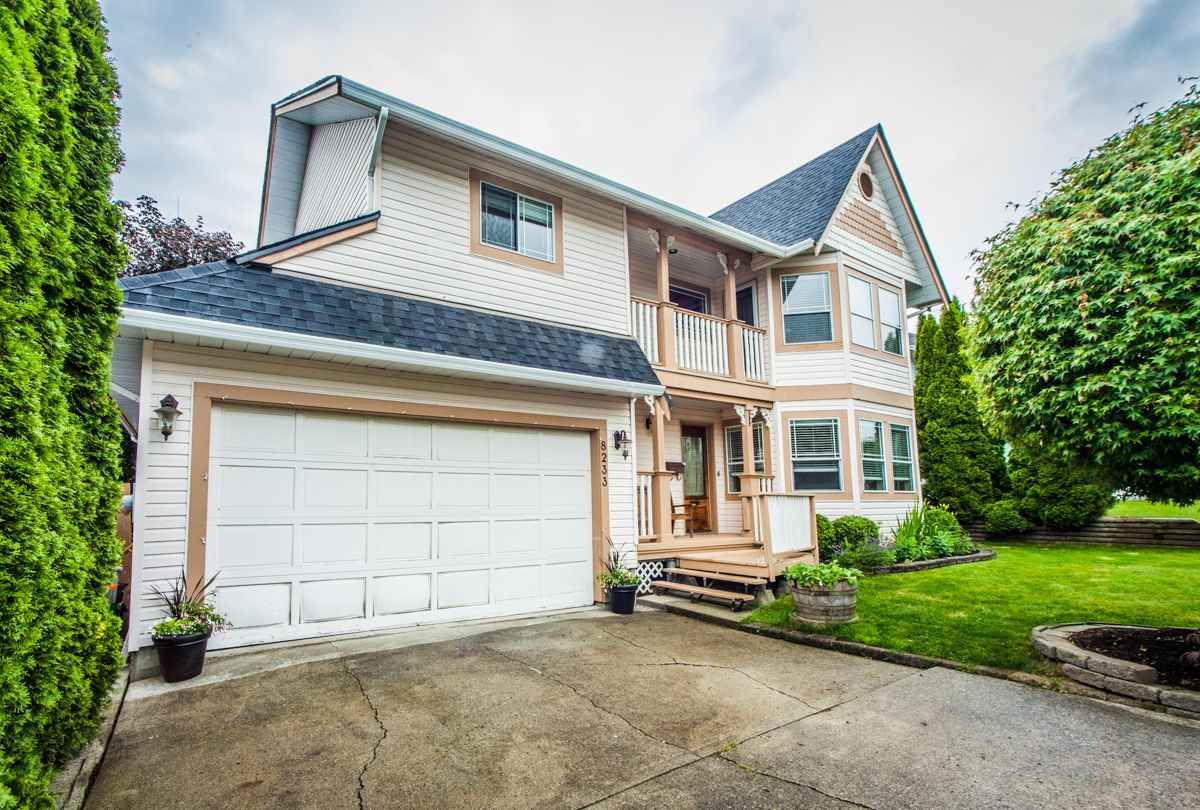 Main Photo: 8233 FUJINO STREET in Mission: Mission BC House for sale : MLS®# R2080943