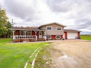 Photo 1: 912 Maple Creek Road in Lac Du Bonnet RM: RM of Lac du Bonnet Residential for sale (R28)  : MLS®# 202327576