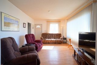 Photo 4: 125 6th St SE in Portage la Prairie: House for sale : MLS®# 202209466