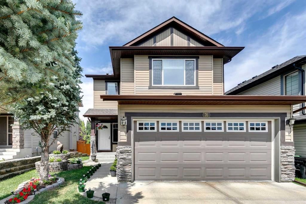 Main Photo: 76 Everoak Circle SW in Calgary: Evergreen Detached for sale : MLS®# A2067924