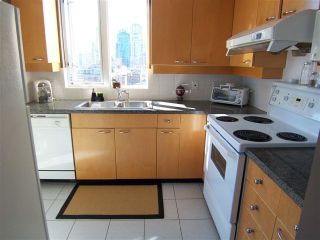 Photo 9: # 1601 1201 MARINASIDE CR in Vancouver: Yaletown Condo for sale in "THE PENINSULA" (Vancouver West)  : MLS®# V939947