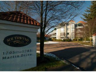 Photo 1: 303 1705 MARTIN Drive in Surrey: Sunnyside Park Surrey Condo for sale in "SOUTHWYND" (South Surrey White Rock)  : MLS®# F1420126
