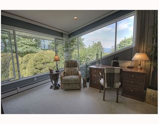 Photo 8: 932 THERMAL Drive in Coquitlam: Chineside House for sale : MLS®# V769196