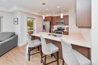 Photo 4: 207 7161 West Saanich Rd in BRENTWOOD BAY: CS Brentwood Bay Condo for sale (Central Saanich)  : MLS®# 839136