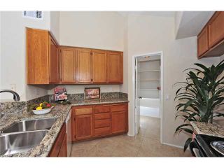Photo 6: UNIVERSITY CITY Townhouse for sale : 2 bedrooms : 7214 Shoreline Drive #180 in San Diego