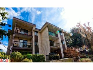 Photo 1: 220 1442 BLACKWOOD Street: White Rock Condo for sale in "Blackwood Manor" (South Surrey White Rock)  : MLS®# F1106343