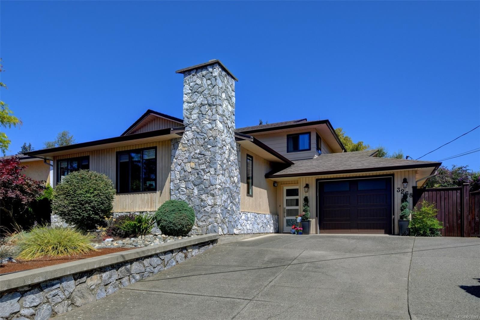 Main Photo: 3268 Kenwood Pl in Colwood: Co Wishart South House for sale : MLS®# 853883