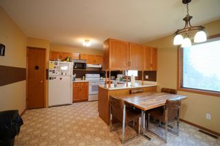 Photo 8: 69 5th Street NE in Portage la Prairie: House for sale : MLS®# 202325140