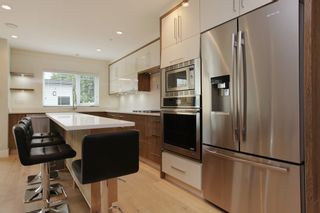 Photo 7: 231 W 19TH Street in North Vancouver: Central Lonsdale 1/2 Duplex for sale : MLS®# R2202845