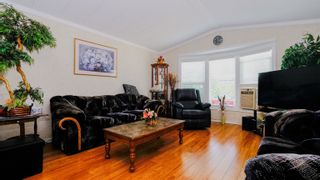 Photo 13: 18 8670 156 Street in Surrey: Fleetwood Tynehead Manufactured Home for sale : MLS®# R2680437