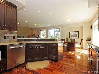 Photo 8: 568 Brant Pl in VICTORIA: La Thetis Heights House for sale (Langford)  : MLS®# 652737