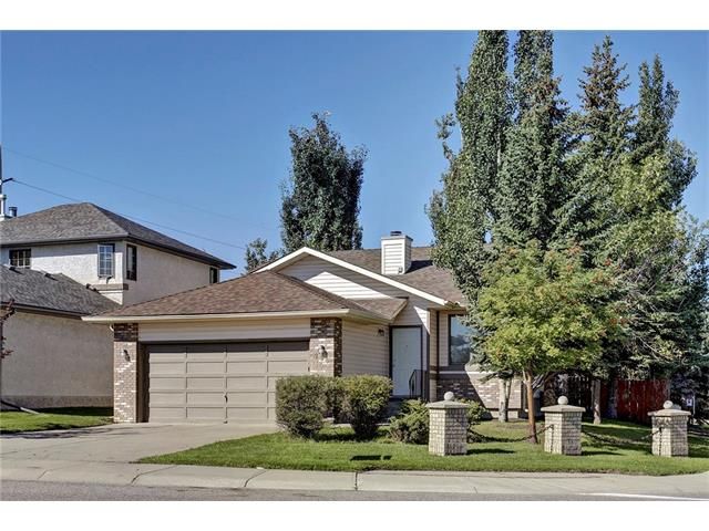 Main Photo: 295 Shawinigan Drive SW in Calgary: Shawnessy House for sale : MLS®# C4075456