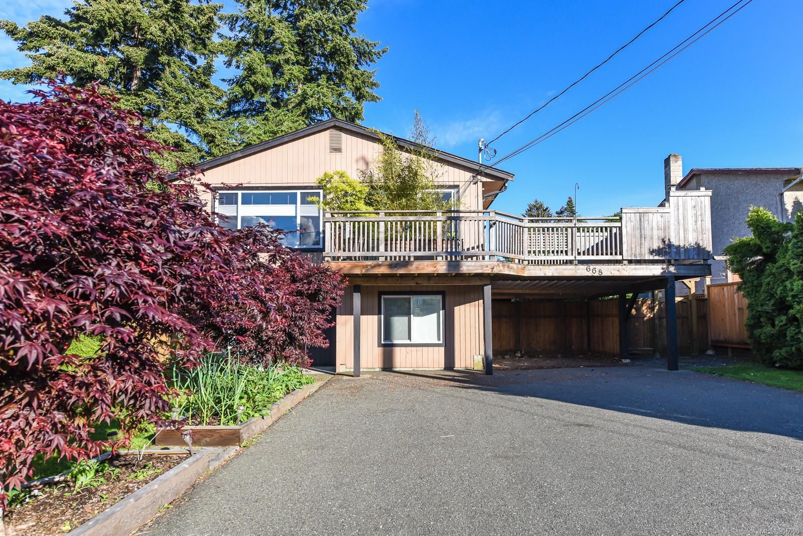 Main Photo: 668 22nd St in Courtenay: CV Courtenay City House for sale (Comox Valley)  : MLS®# 906090