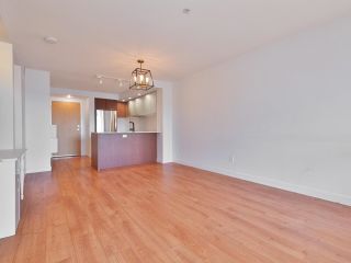 Photo 10: 320 221 E 3RD Street in North Vancouver: Lower Lonsdale Condo for sale : MLS®# R2877047