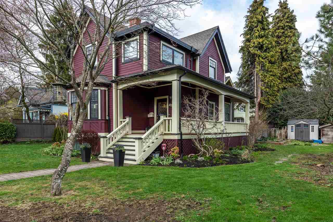 Main Photo: 427 FOURTH STREET in New Westminster: Queens Park House for sale : MLS®# R2530481