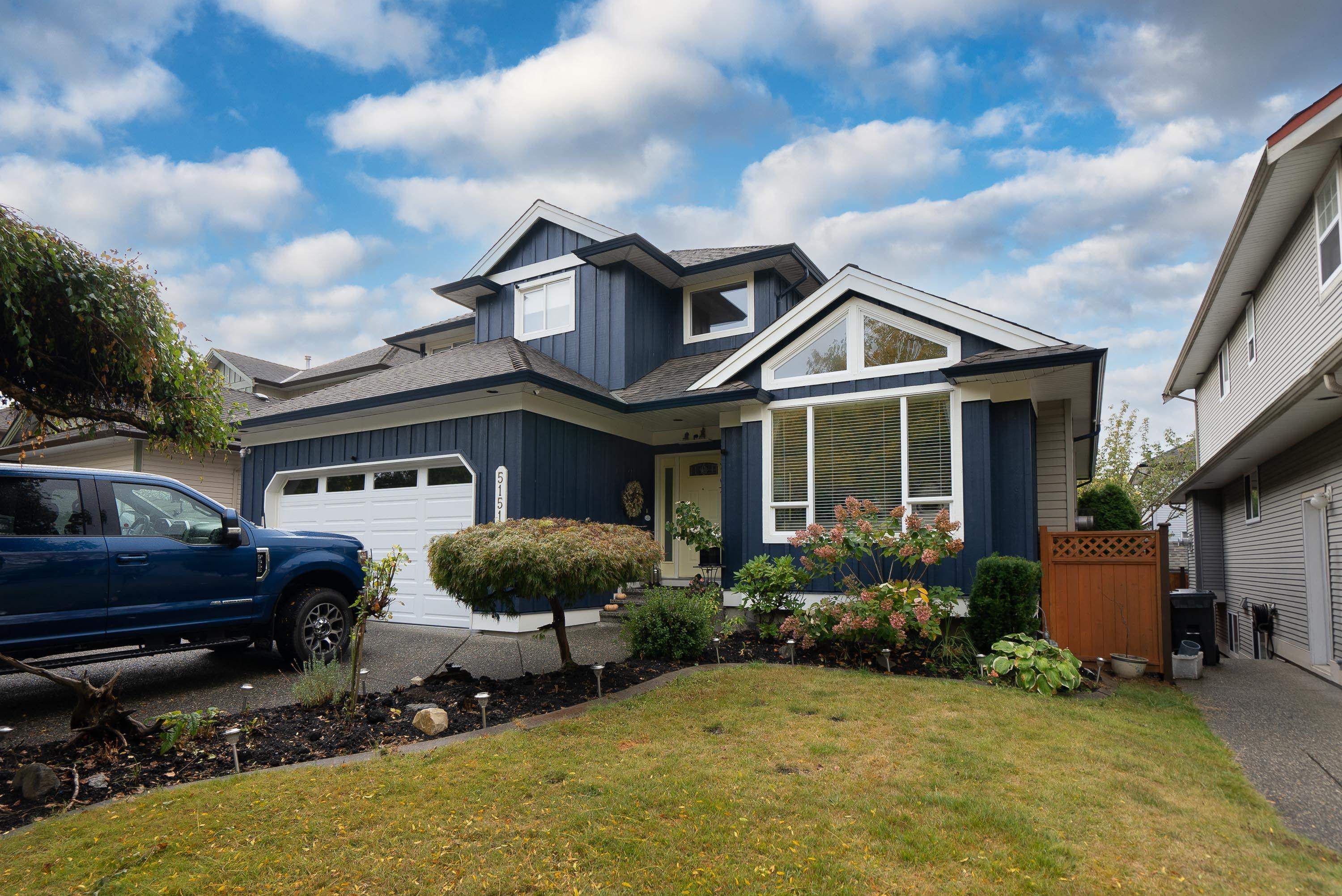 Main Photo: 5151 223B Street in Langley: Murrayville House for sale in "Hillcrest" : MLS®# R2734423