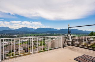 Photo 16: 124 8590 SUNRISE Drive in Chilliwack: Chilliwack Mountain Townhouse for sale in "Maple Hills" : MLS®# R2794365
