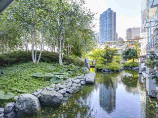 Photo 16: 406 590 NICOLA STREET in Vancouver: Coal Harbour Condo for sale (Vancouver West)  : MLS®# R2302772