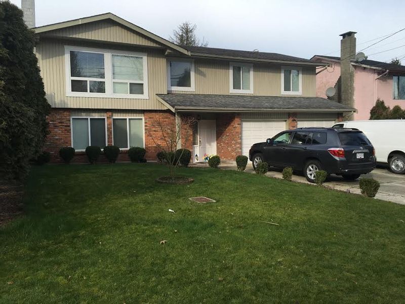 FEATURED LISTING: 2755 SPRINGHILL Street Abbotsford