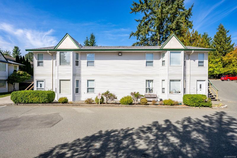 FEATURED LISTING: 47 - 1535 Dingwall Rd Courtenay
